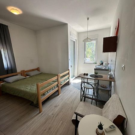 Appartamento Apartman Zrinjski Mostar Esterno foto